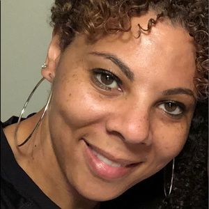 Meet your Posher, Toya